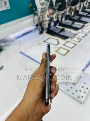 অ্যাপল আইফোন ৮ ৬৪ জিবি ব্ল্যাক