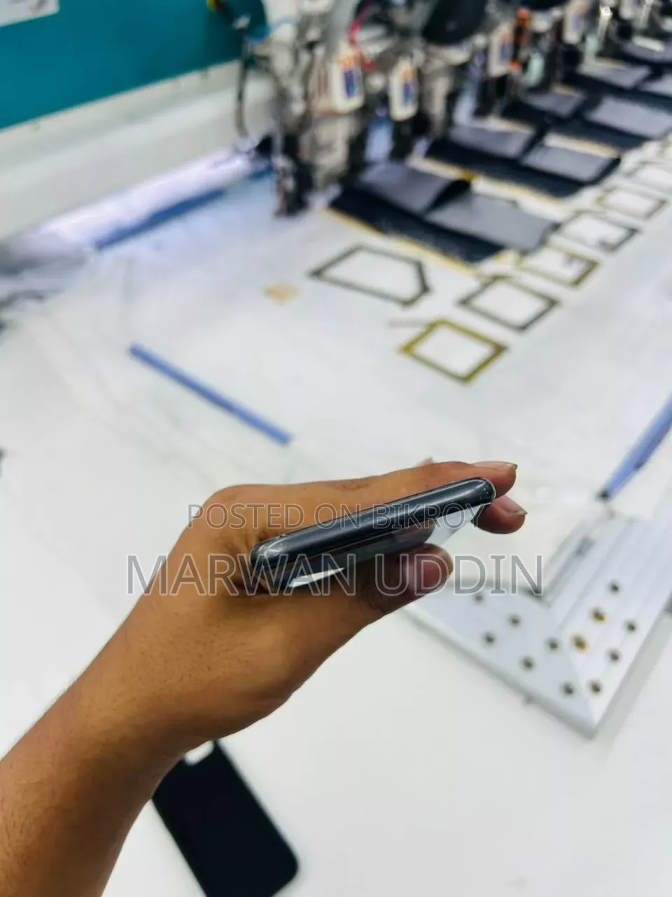 অ্যাপল আইফোন ৮ ৬৪ জিবি ব্ল্যাক