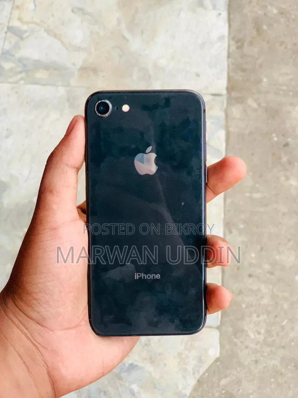 অ্যাপল আইফোন ৮ ৬৪ জিবি ব্ল্যাক