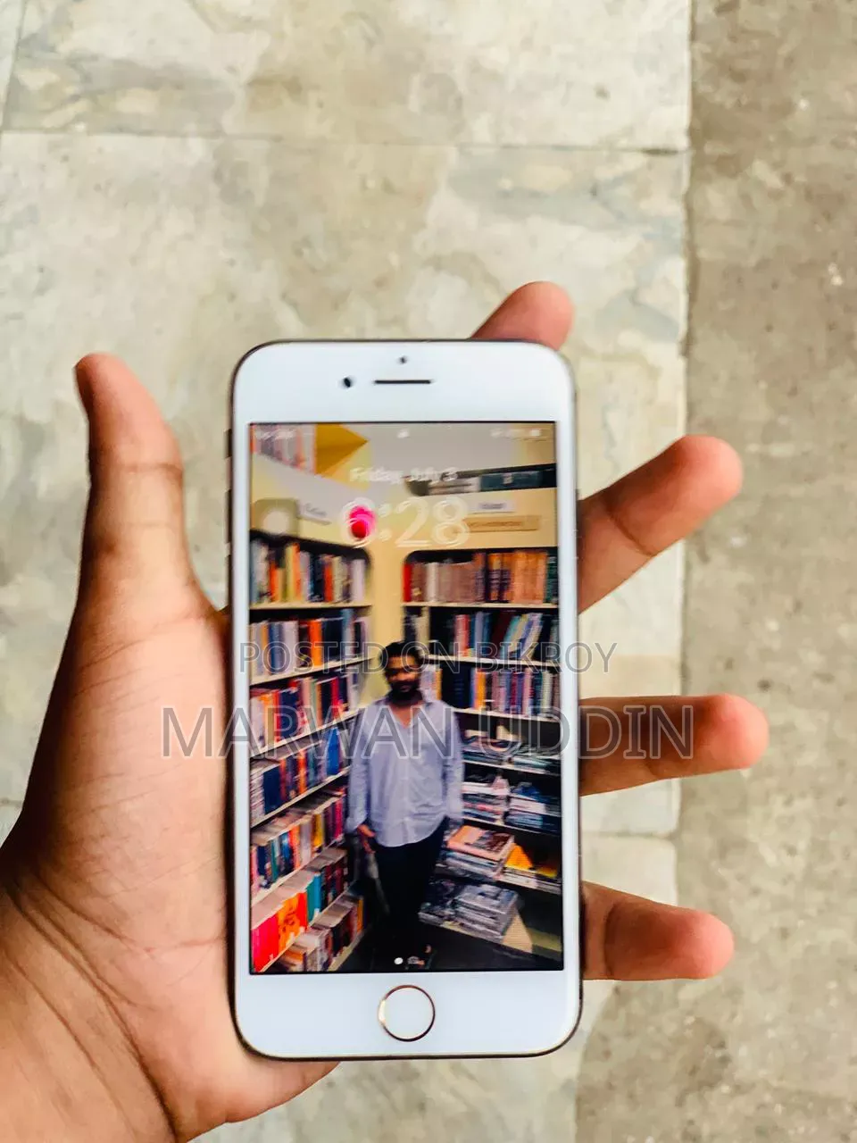 অ্যাপল আইফোন ৮ ৬৪ জিবি ব্ল্যাক