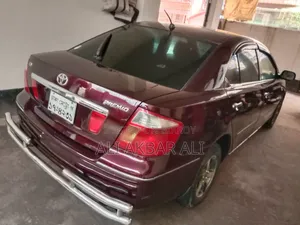 টয়োটা প্রিমিও ২০০২ মেরুন