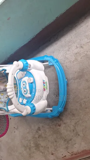 বেবি ওয়াকার