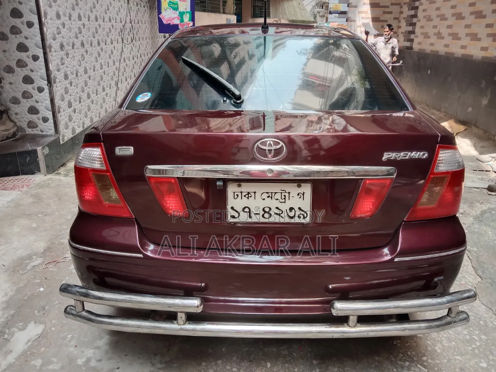 টয়োটা প্রিমিও ২০০২ মেরুন