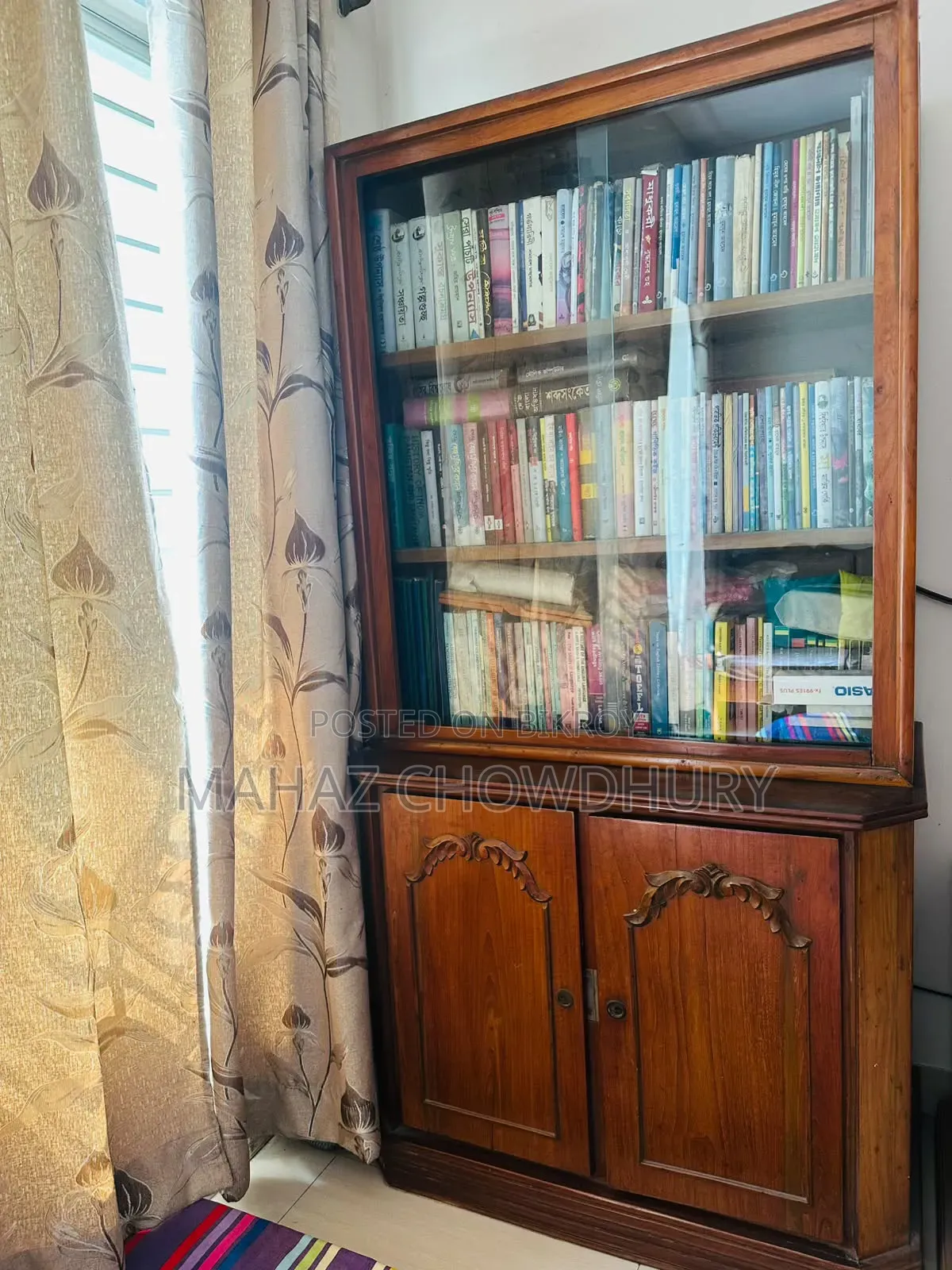 Pure Teak Wood Bookshelf / Showcase – Urgent Sale!