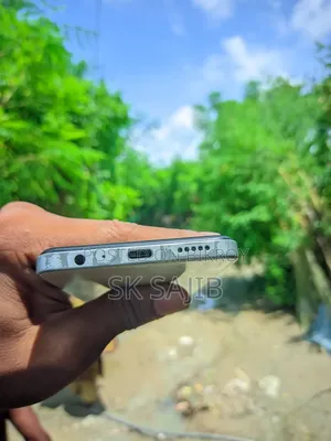 সিম্ফনি ইনোভা ৩০ ১২৮ জিবি হোয়াইট