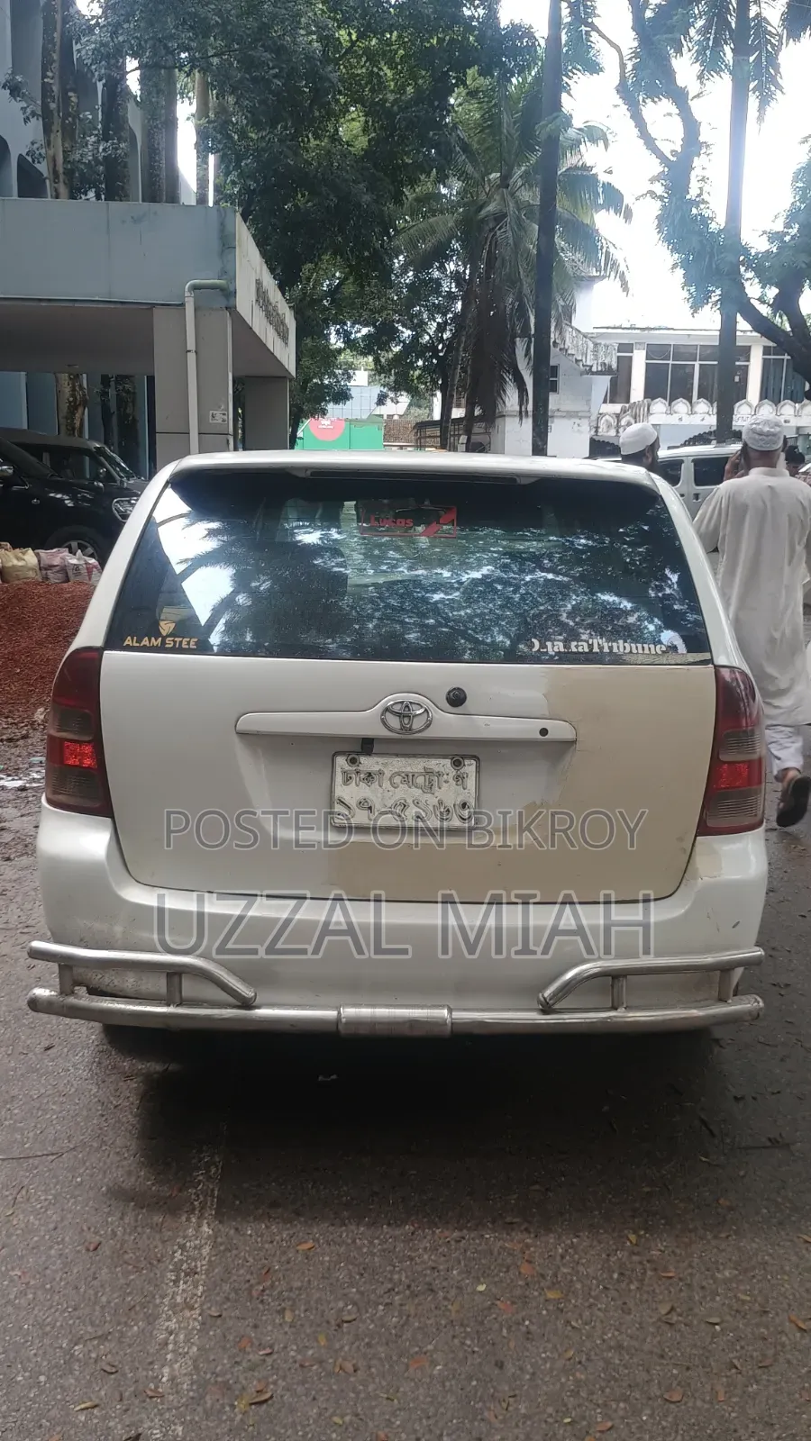 Toyota Corolla 2001 White
