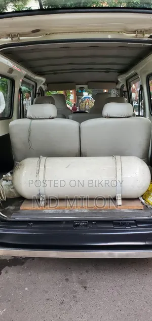 Toyota Noah 2.0 143hp AWD (৮ সিটার) ২০১০ সাদা