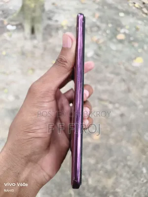 Vivo V60e 256 GB Pink