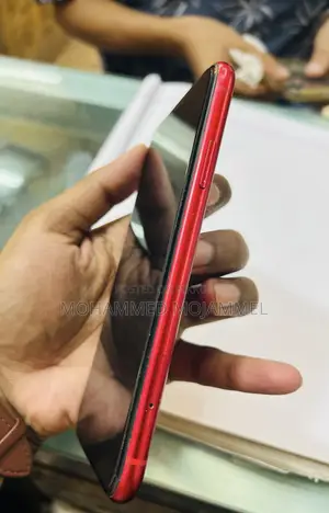 Apple iPhone 11 128 GB Red