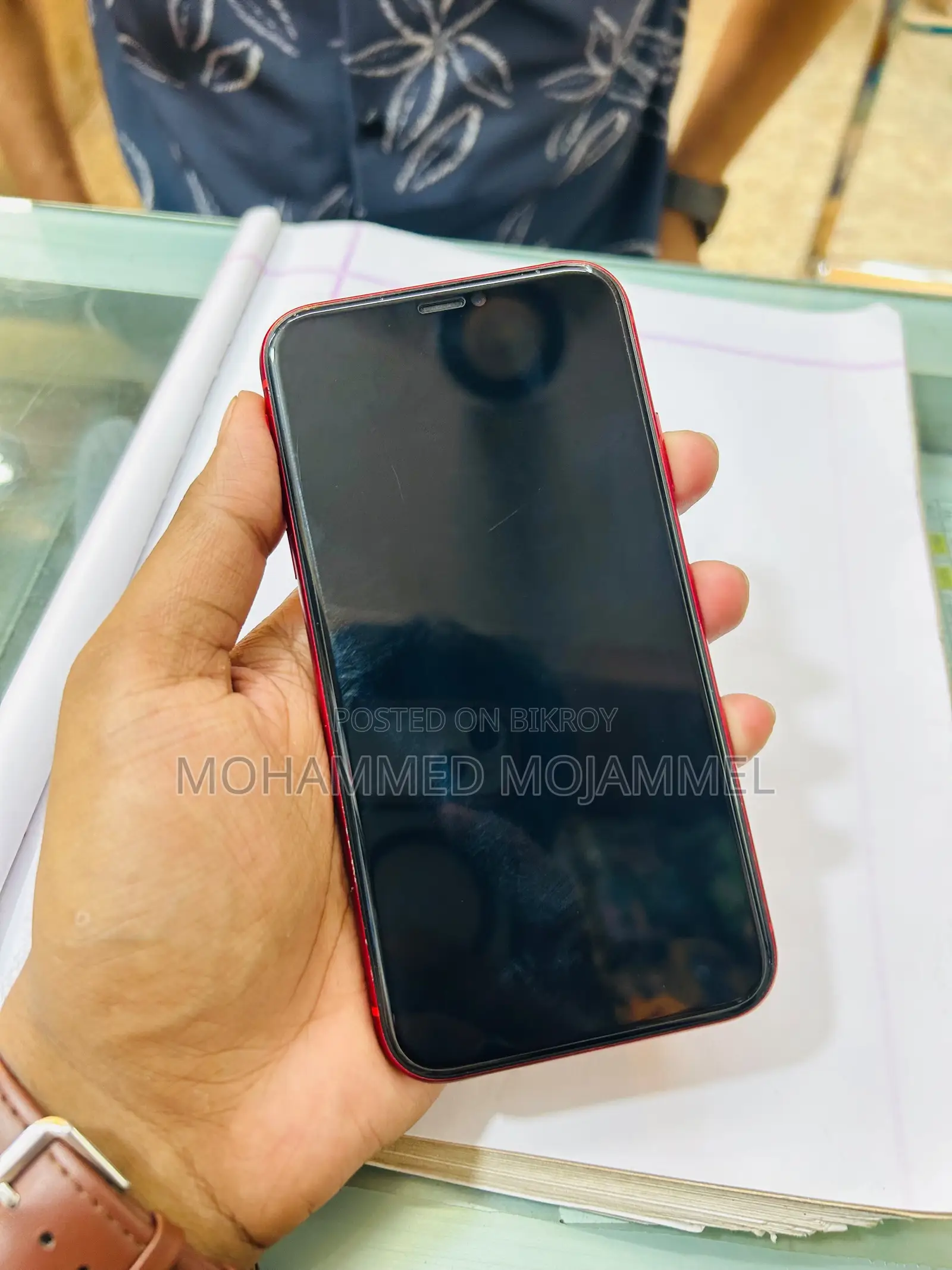 Apple iPhone 11 128 GB Red