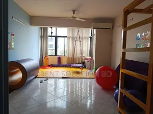 Semi Furnished 3500 SQFT Office Space Rent at Gulshan 1