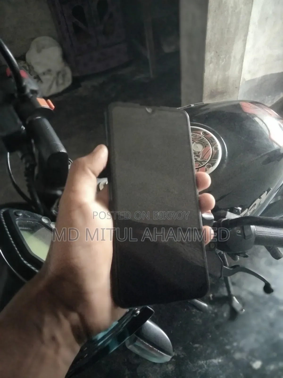 Vivo Y11 32 GB Blue