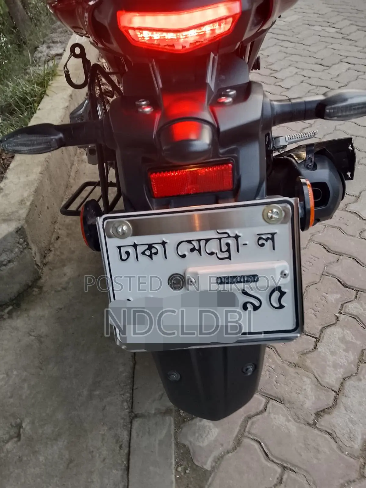 New Yamaha FZS V4 2025 Red