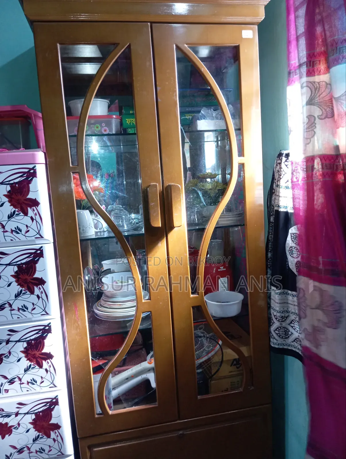 Showcase Furniture