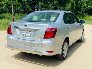 টয়োটা এক্সিও ২০১৭ সিলভার