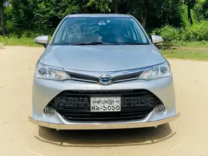 টয়োটা এক্সিও ২০১৭ সিলভার