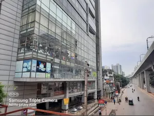 ২৫০ স্কয়ার ফিট টাইলস শপ রেন্ট