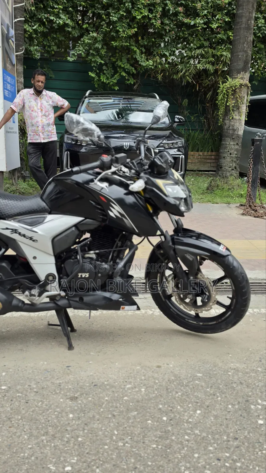 TVS Apache 160 4V 2021 কালো