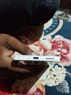 Nothing Phone 3a 128 GB Orange