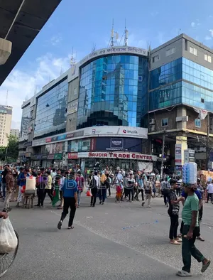 ২৫০ স্কয়ার ফিট টাইলস শপ রেন্ট