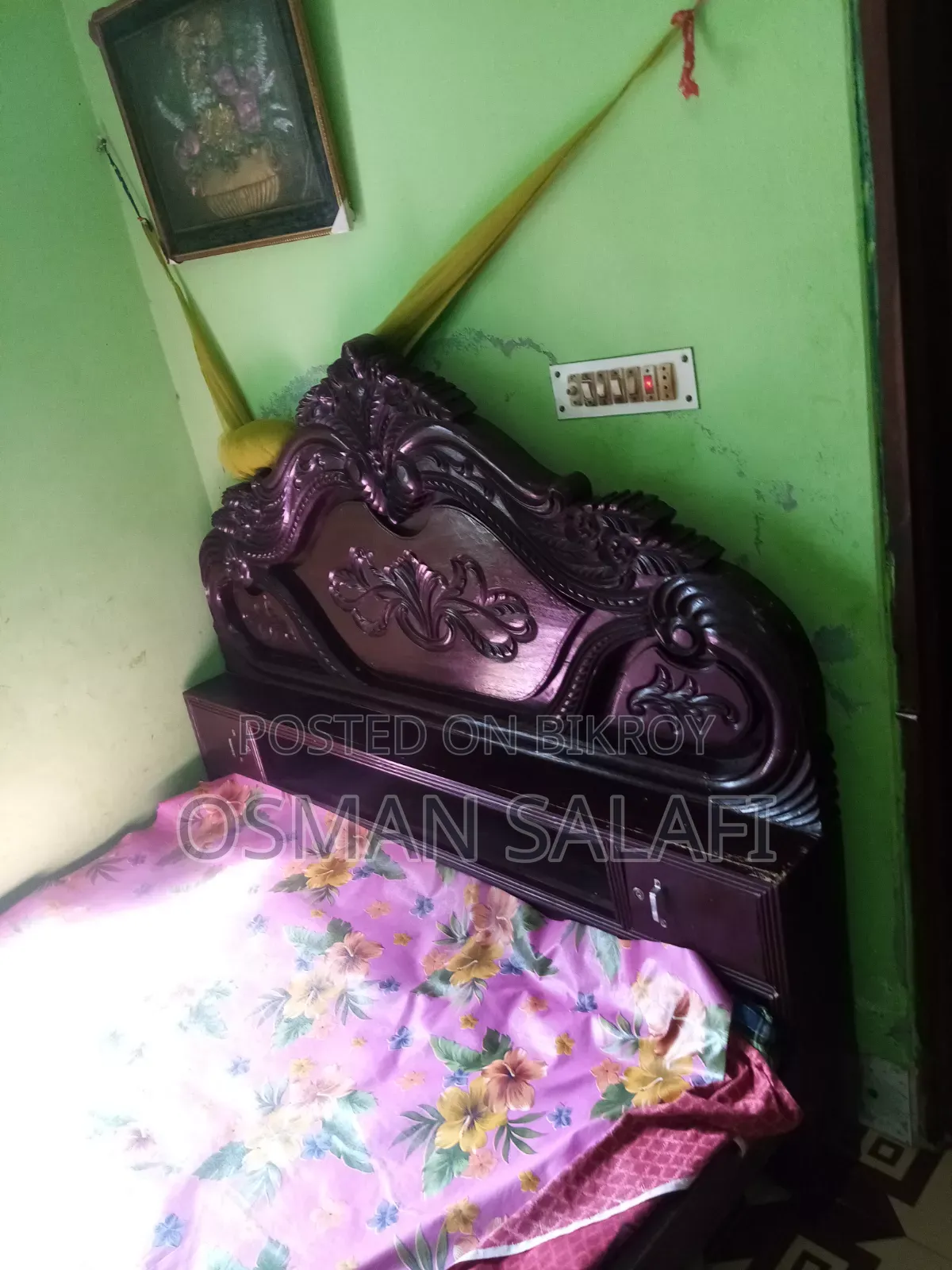 Wooden Bed, 5/6 Large Bed