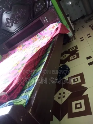 Wooden Bed, 5/6 Large Bed