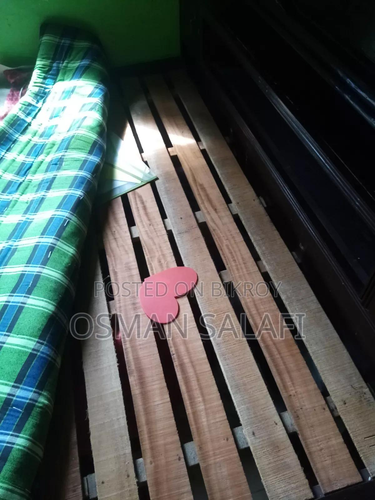 Wooden Bed, 5/6 Large Bed