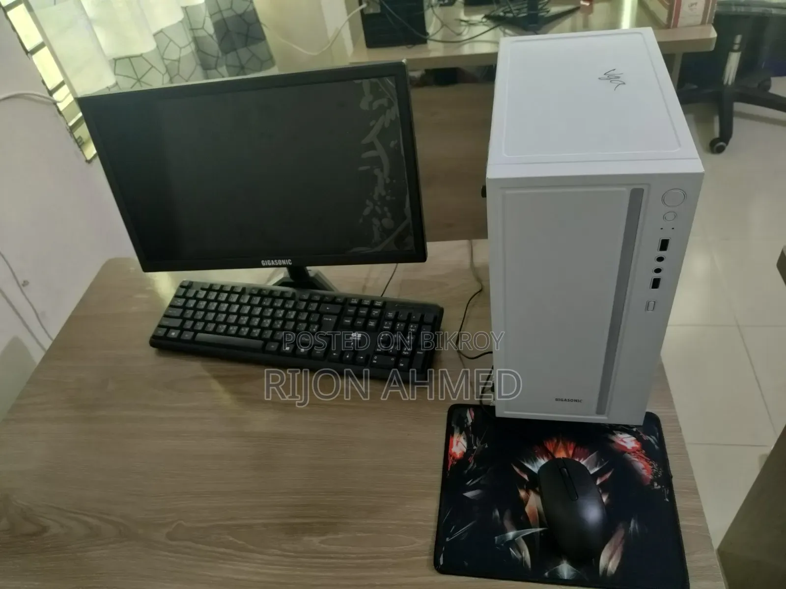 New Desktop Computer Dell Alpha 8GB Intel Core i3 SSD 128GB