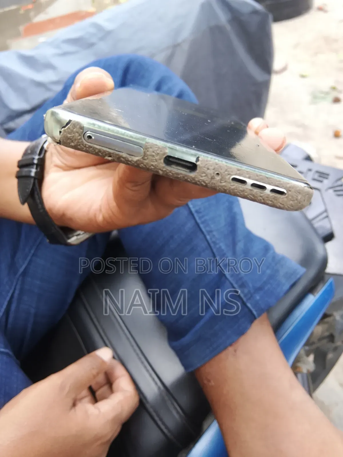 মোটর চলা এজ ৪০ নিও ১২৮ জিবি