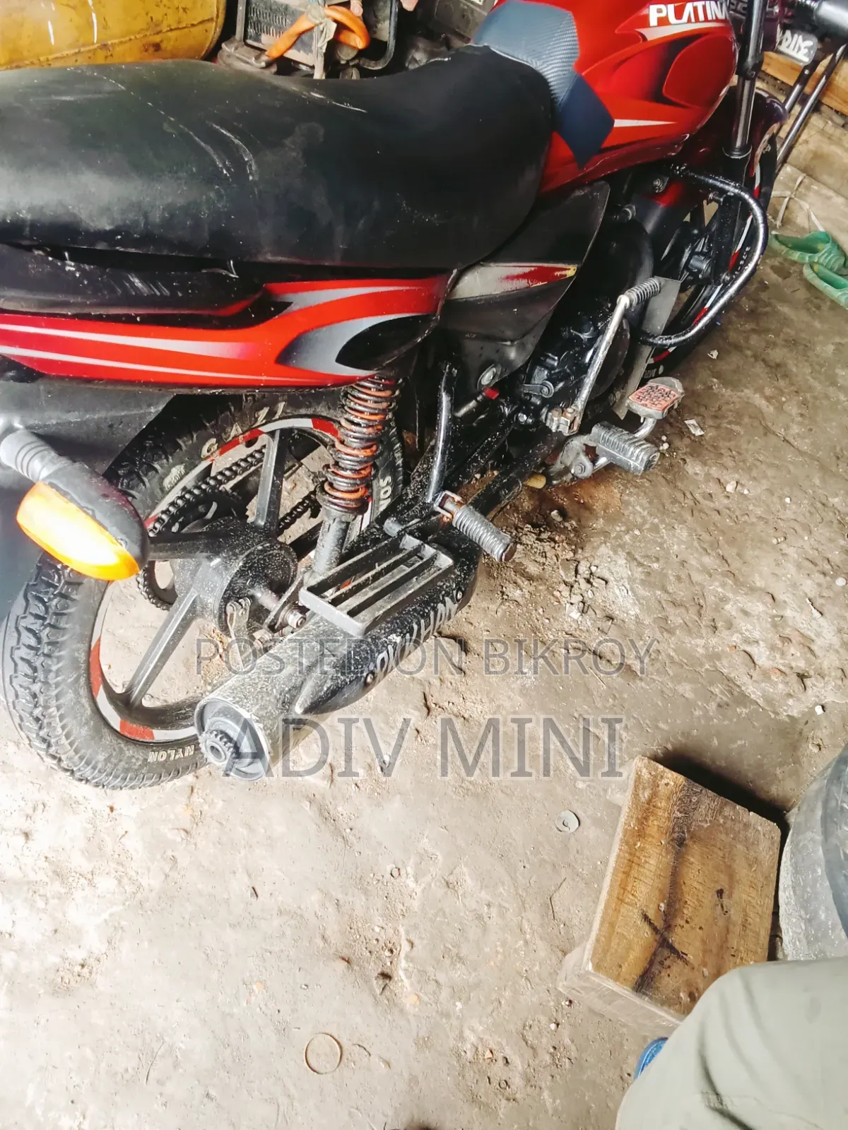 Bajaj Platina 100 2015 Red