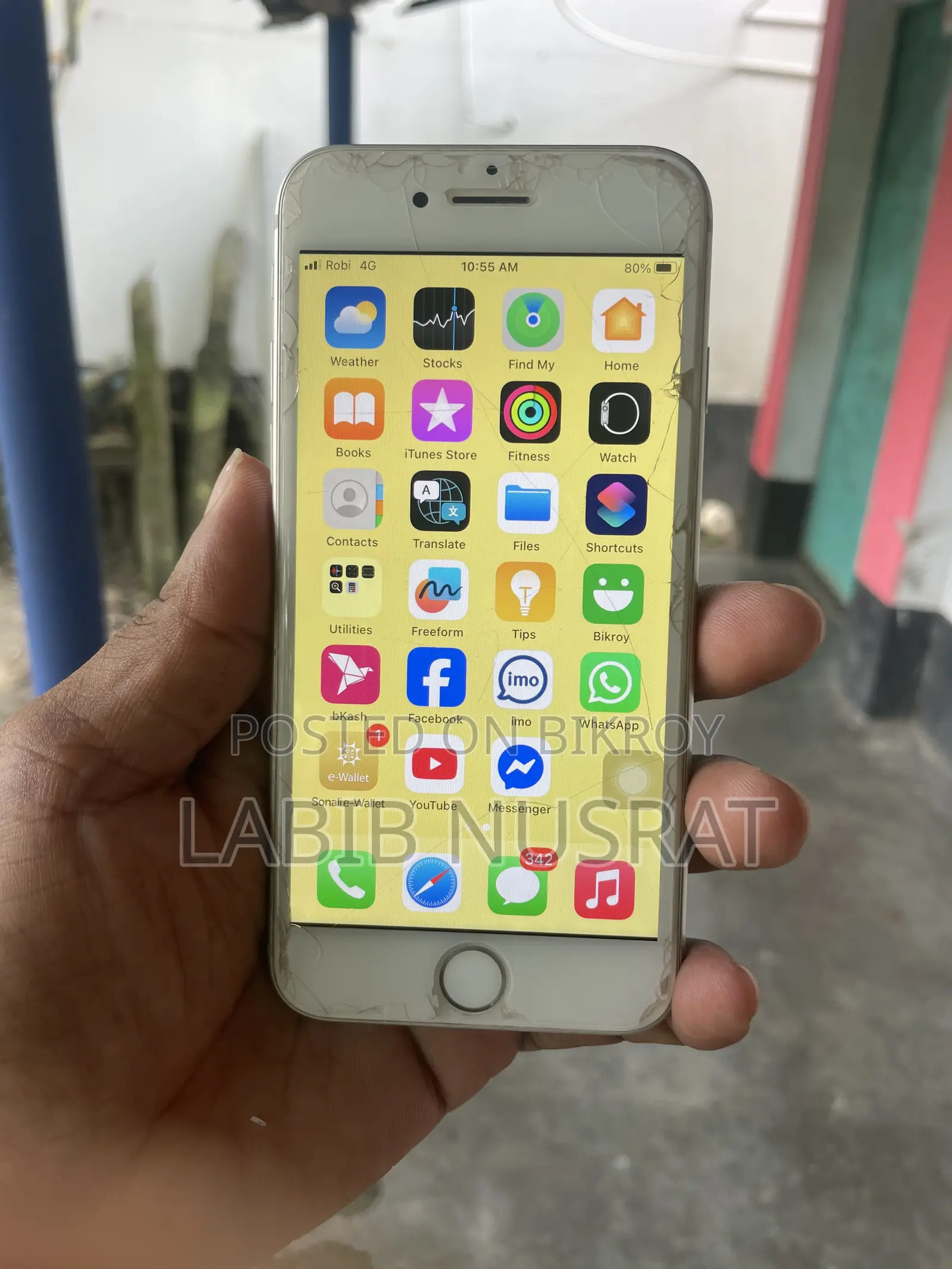 অ্যাপল আইফোন ৮ ৬৪ জিবি সিলভার