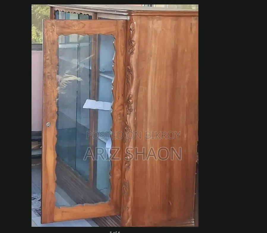 অরিজিনাল প্রিমিয়াম সেগুন কাঠের শোকেস (Original Premium Segun Wood)