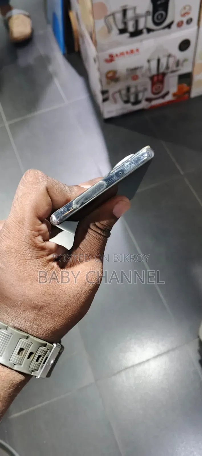 টেকনো ক্যামন ৪০ প্রো ৪জি ২৫৬ জিবি ব্ল্যাক