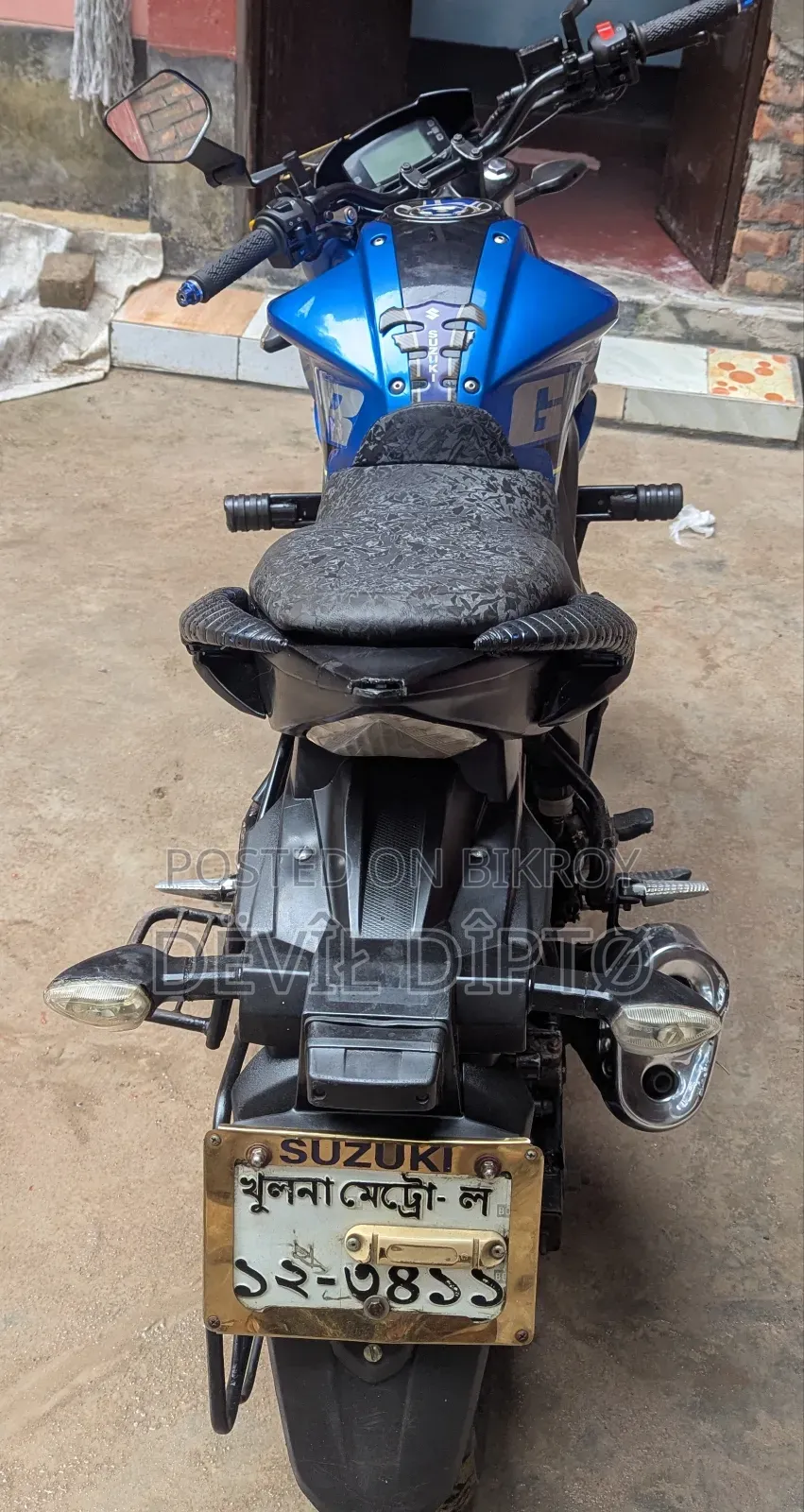 সুজুকি জিক্সার ২০১৭ ব্লু