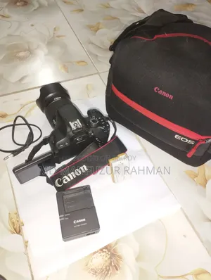 ক্যানন ৭০০ডি ক্যামেরা