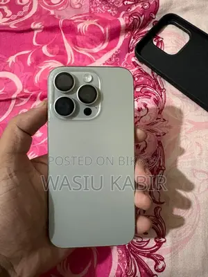 Apple iPhone 15 Pro 128 GB Gray