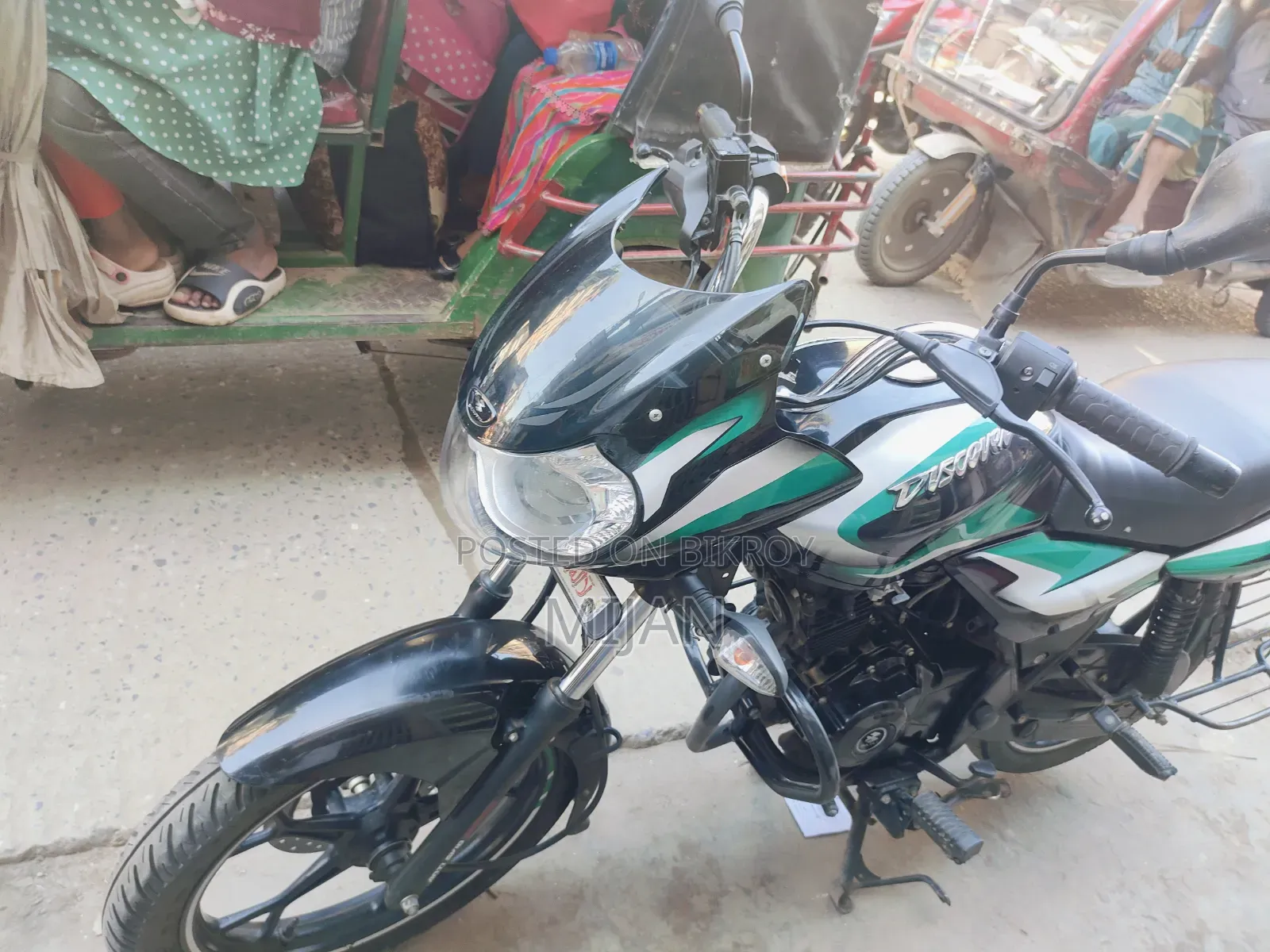 New Bajaj Discover 100 2022 Black