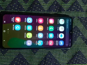 Samsung Galaxy M20 32 GB Blue