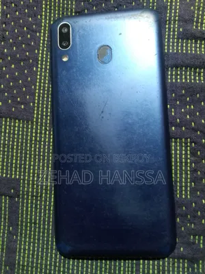 Samsung Galaxy M20 32 GB Blue
