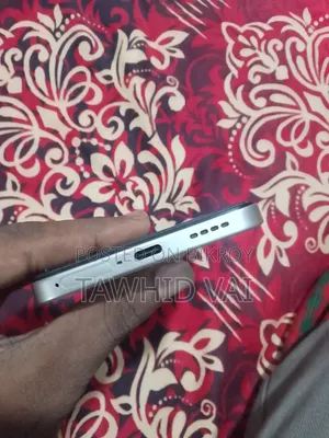 New Realme 15T 256 GB Gold