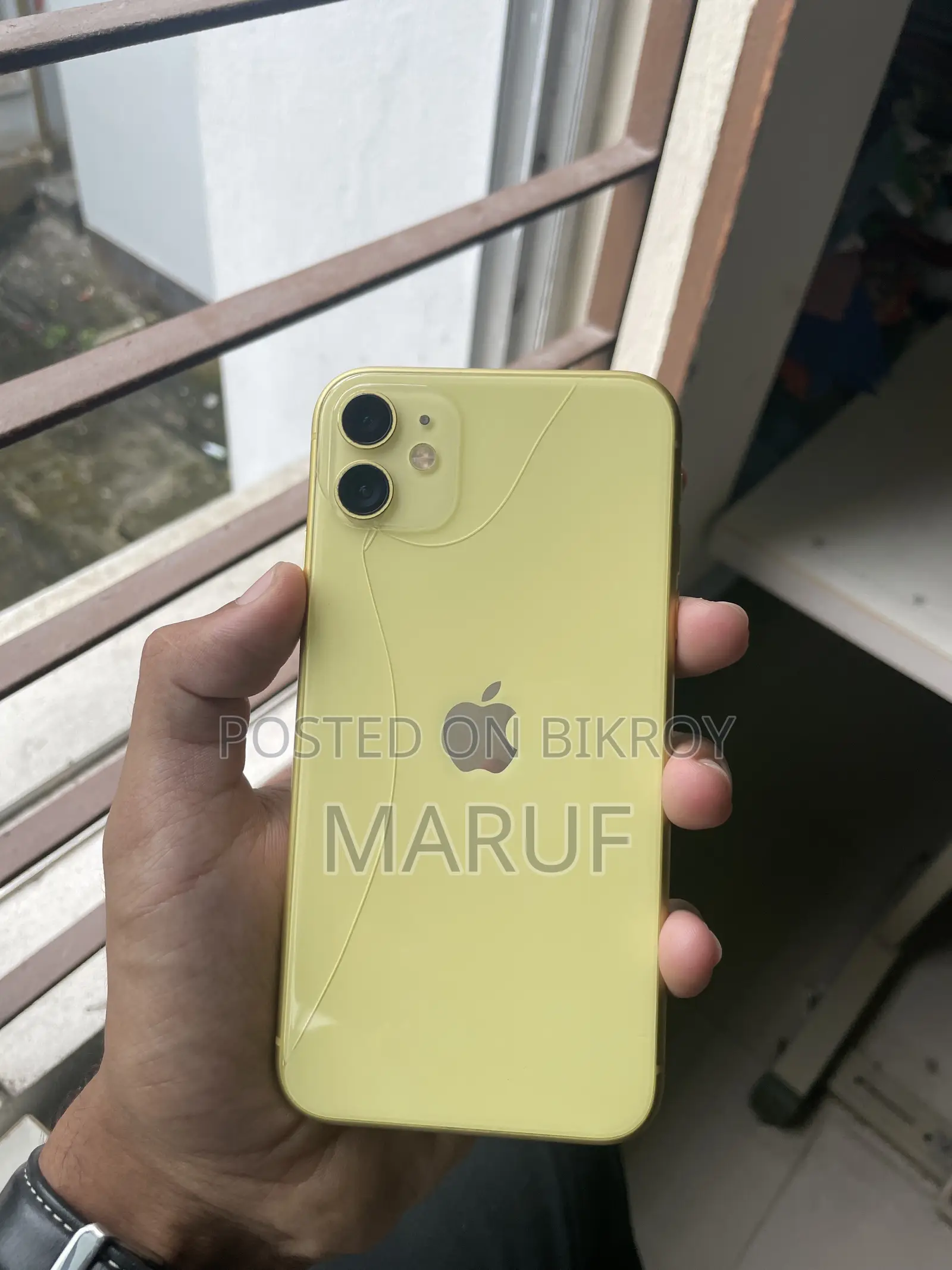 অ্যাপল আইফোন ১১ ১২৮ জিবি ইয়েলো