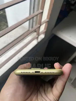 অ্যাপল আইফোন ১১ ১২৮ জিবি ইয়েলো