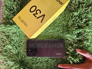 রিয়েলমি ভি৩০ ১২৮ জিবি কালো