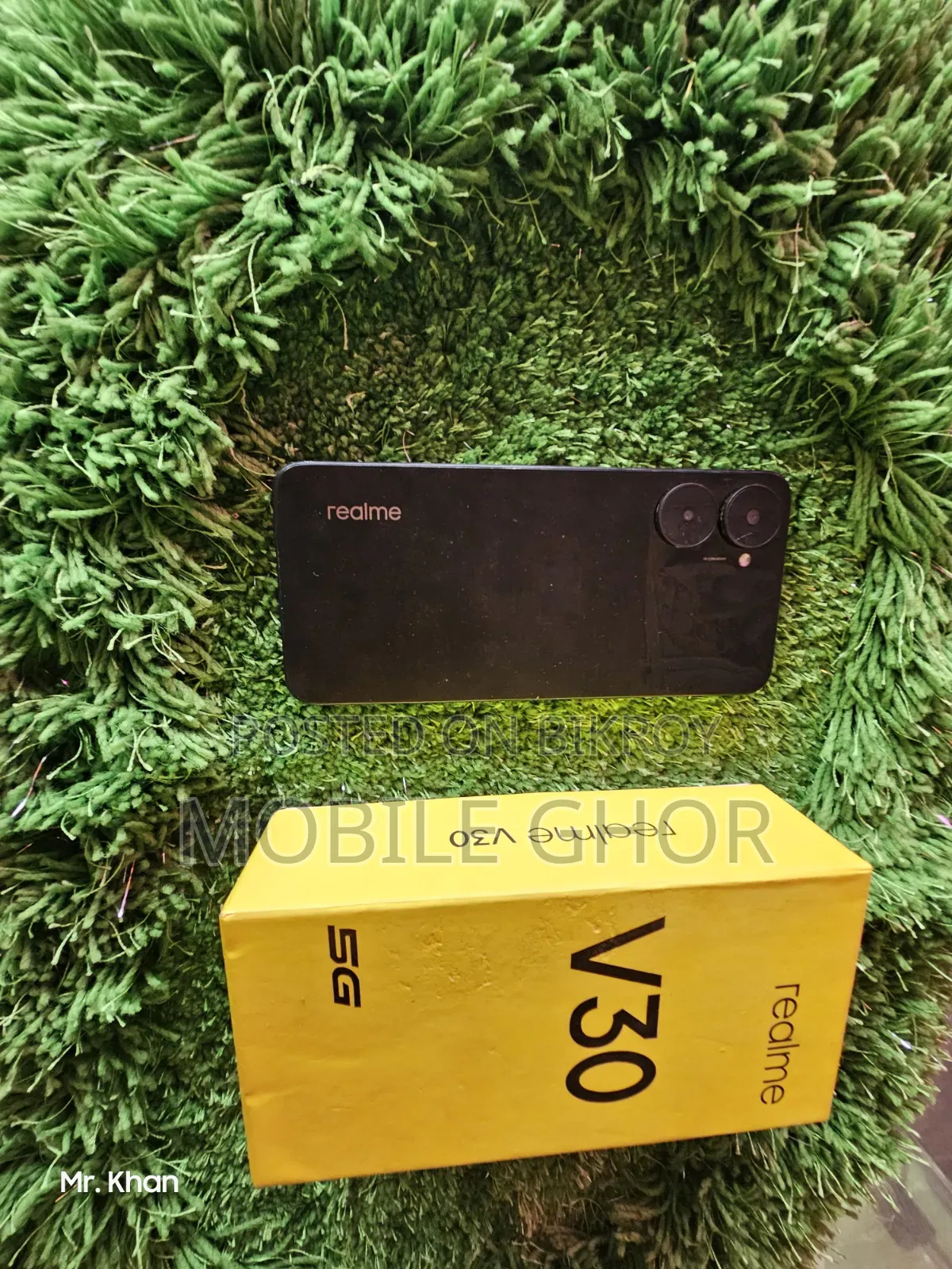 রিয়েলমি ভি৩০ ১২৮ জিবি কালো