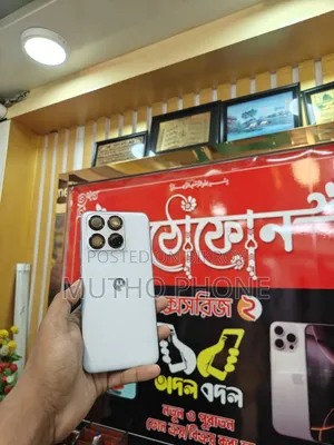 মোটোরোলা এজ ৭০ ফিউশন ১২৮ জিবি সাদা