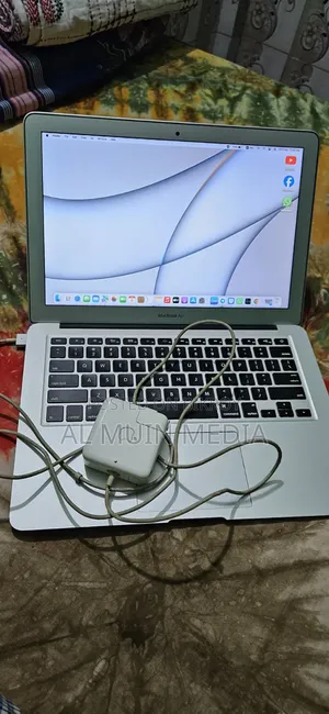 Laptop Apple MacBook Air 2017 8GB Intel Core i5 SSD 128GB