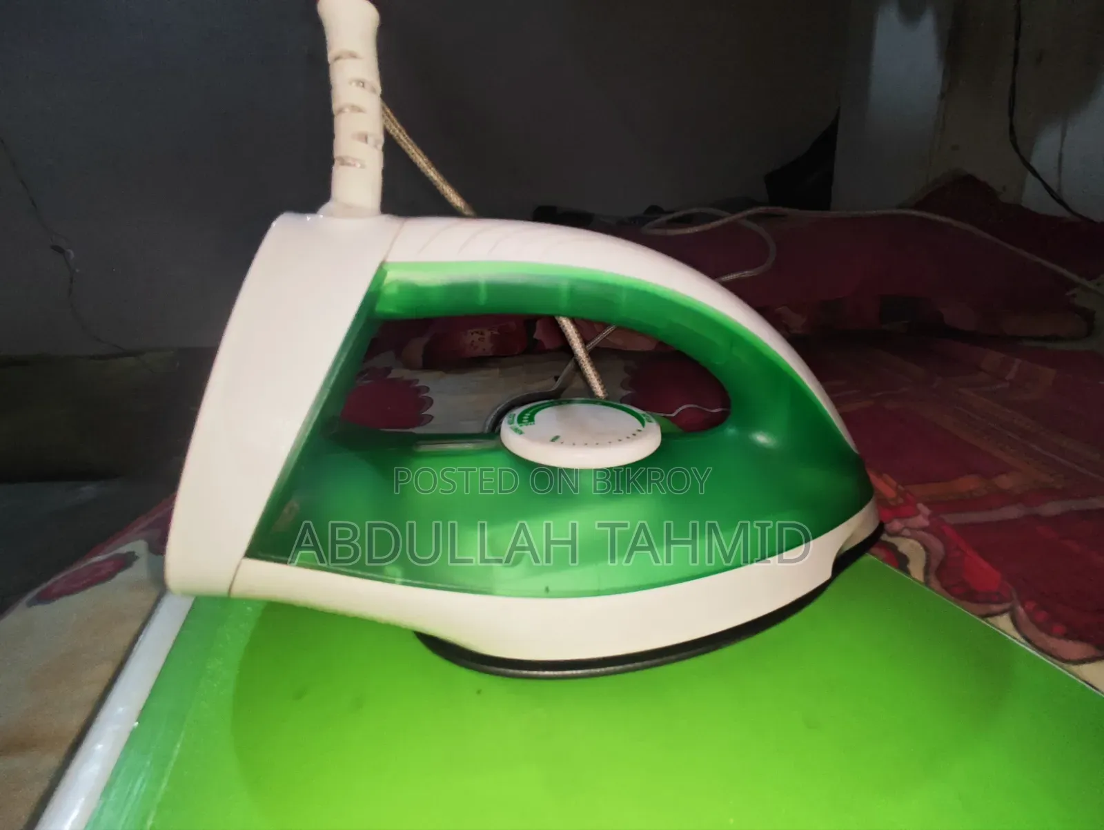 ফিলিপস ডিভা ১২০০ডাব্লিউ আয়রন মেশিন