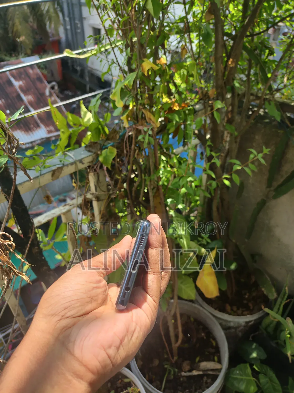 স্যামসাং গ্যালাক্সি এস১০ই ১২৮ জিবি ব্লু