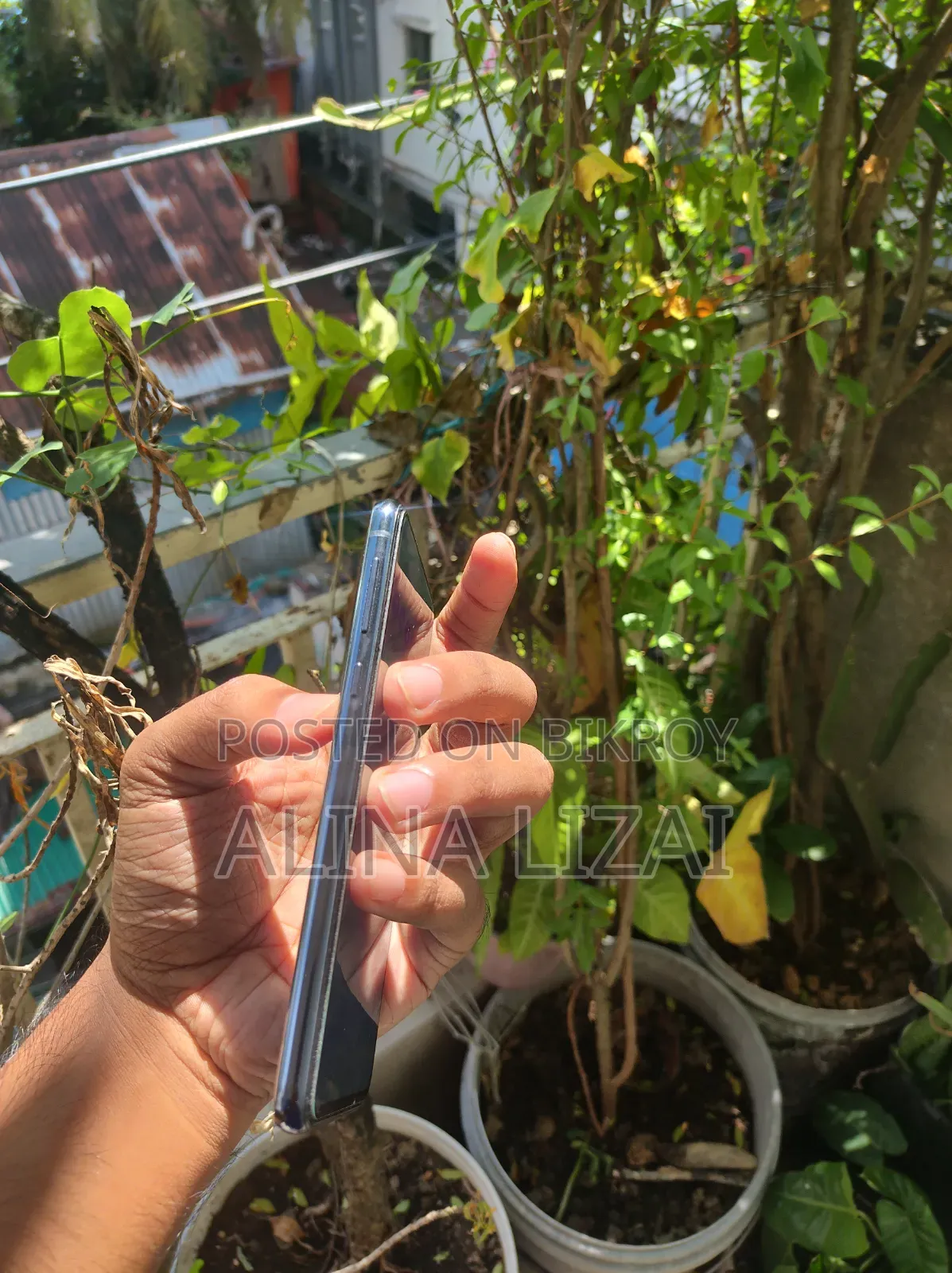 স্যামসাং গ্যালাক্সি এস১০ই ১২৮ জিবি ব্লু