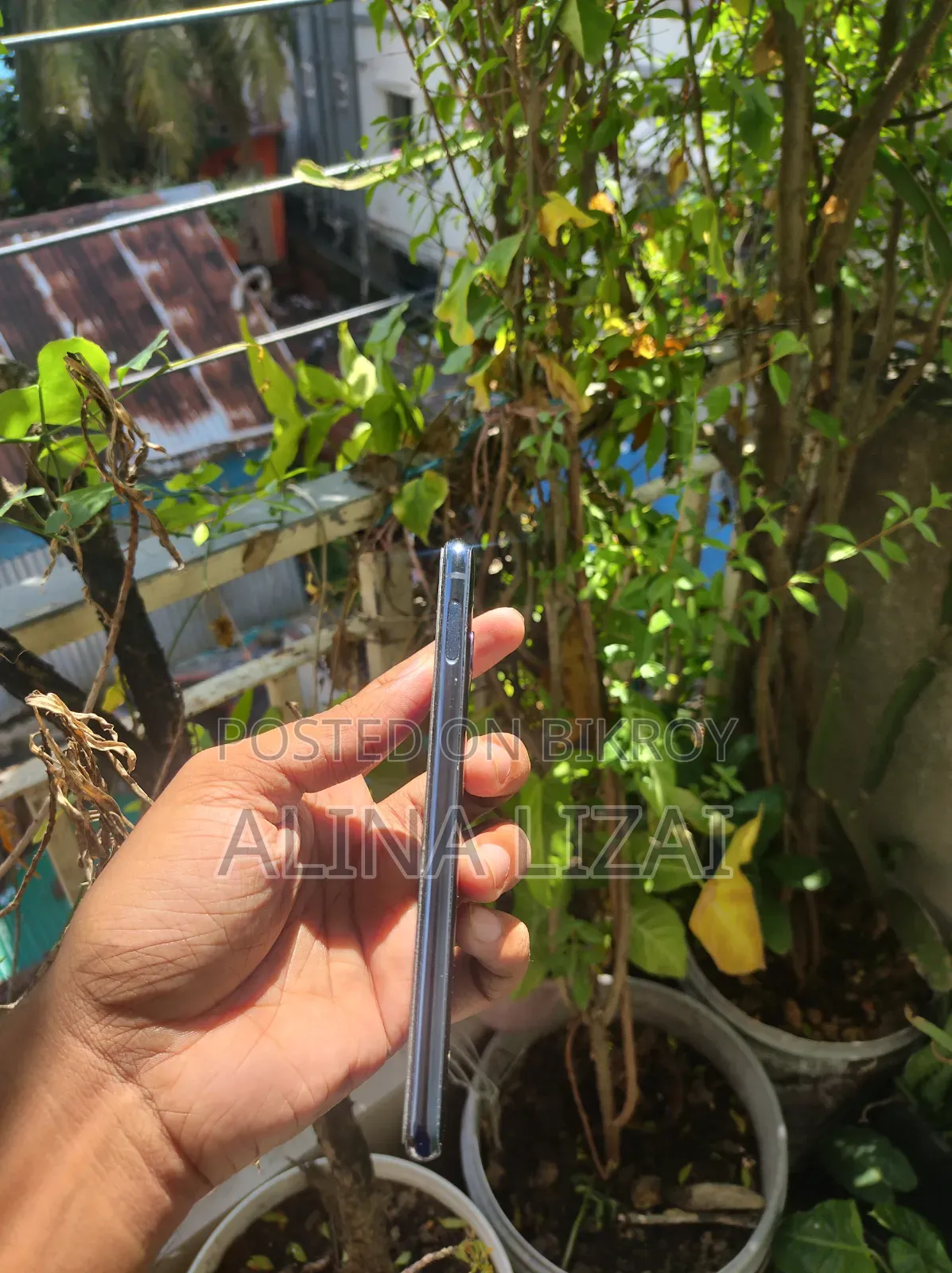 স্যামসাং গ্যালাক্সি এস১০ই ১২৮ জিবি ব্লু